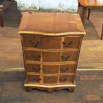 65 3053 CHEST OF DRAWERS